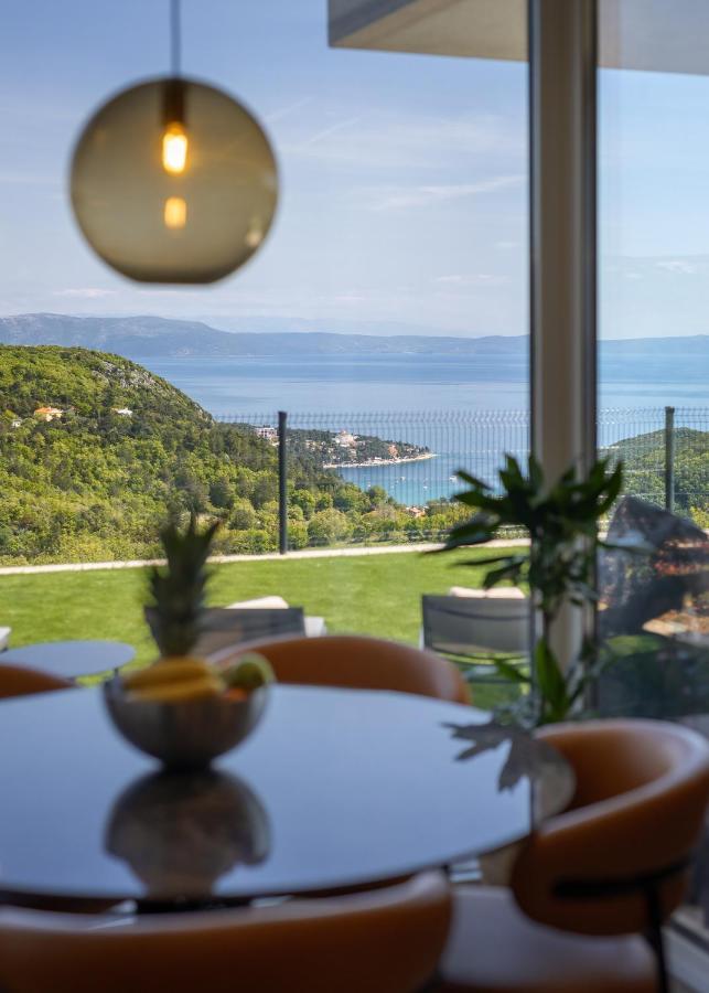 Royal Hilltop Residence Labin  Exterior foto
